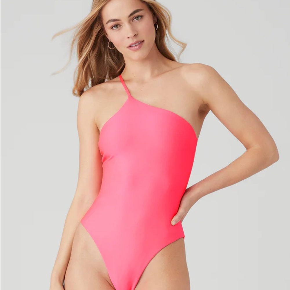 EUC Alo yoga plie bodysuit